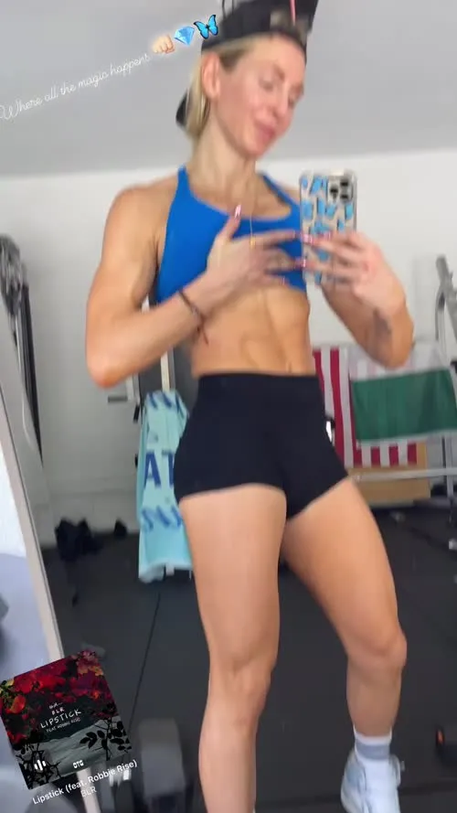 Charlotte Flair - Video