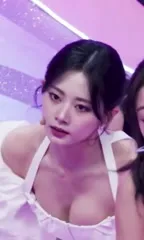 Tzuyu (Chiu Chú-jû) | Twice - Video