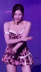 Minatozaki Sana (TWICE) - Video #186647