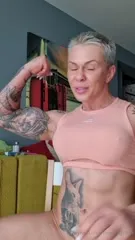 crazyxbody / musclegirlxxx - Video #411791