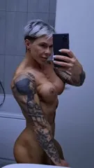 crazyxbody / musclegirlxxx - A pznlpgj z