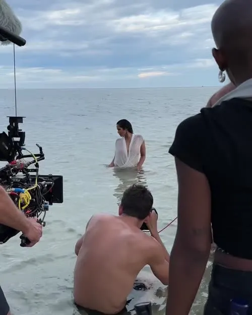 Padma Lakshmi - Video #141220