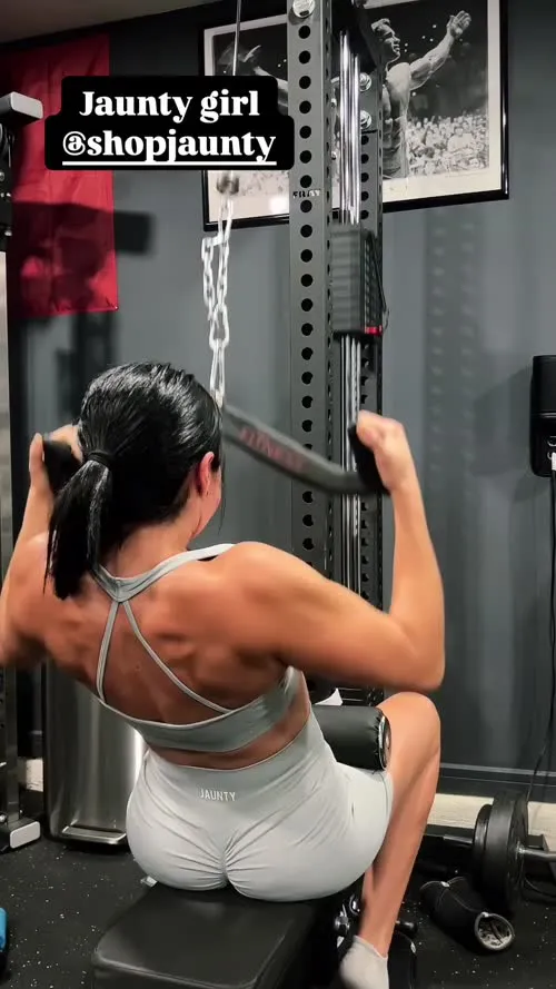 Indi Hartwell - Video
