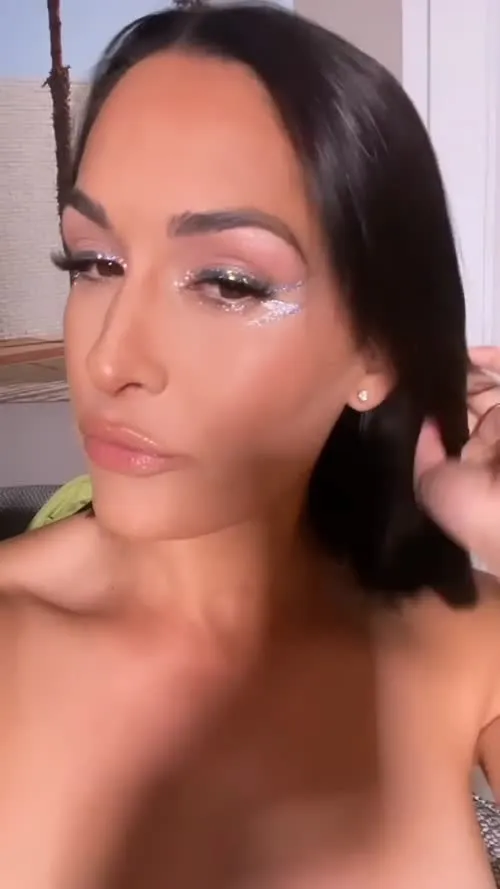 The Bella Twins: Nikki Bella & Brie Bella | Garcia Twins - Video #137783