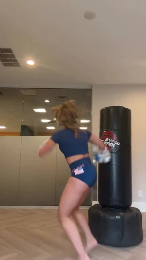 Valerie Loureda | Lola Vice - Video #312545