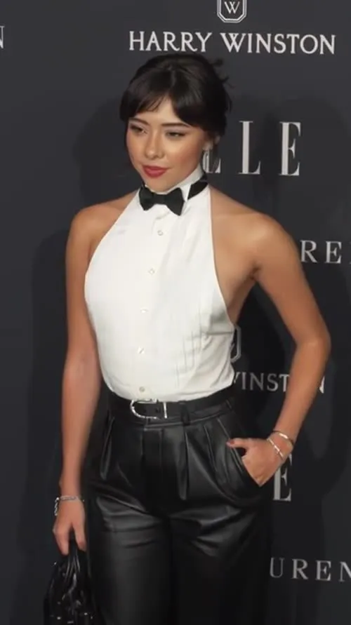 Xochitl Gomez - Video