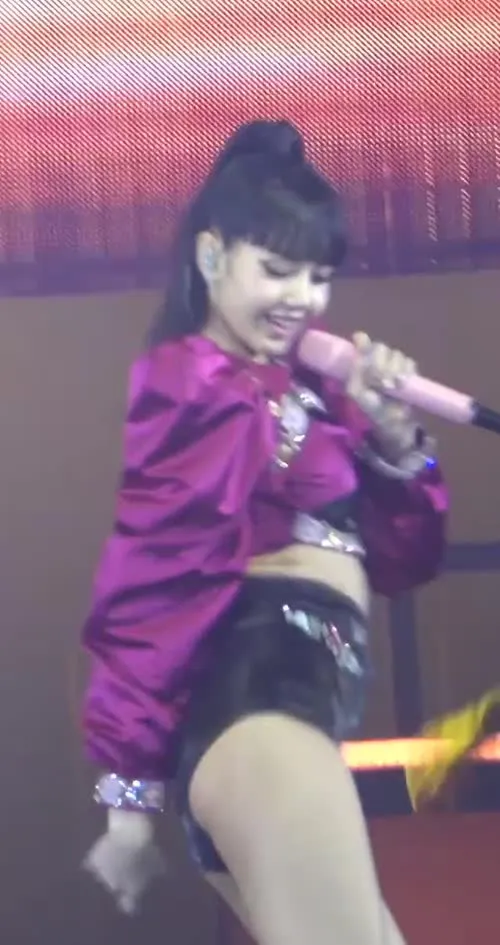Lisa | BLΛƆKPIИK (Blackpink) - Video