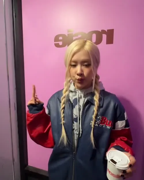 Rosé || Roseanne Park - BLΛƆKPIИK ( BLACKPINK ) - Video #312351
