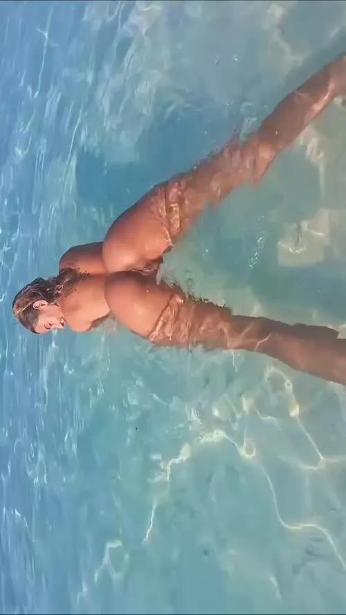 Agatha Vega / agathavegaa - Video #218804