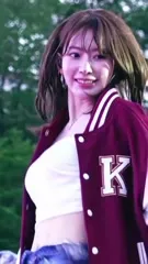 Sakura Miyawaki 宮脇 咲良 | LESSERAFIM - Video