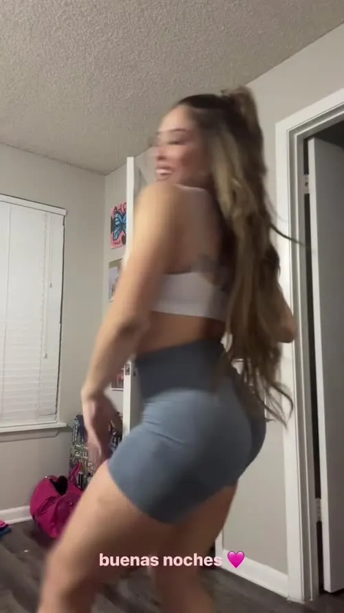 Valerie Loureda | Lola Vice - Video #289189