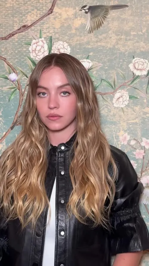 Sydney Sweeney - Video #417942