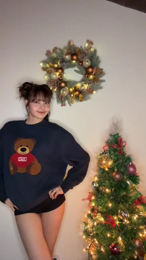 Lisa | BLΛƆKPIИK (Blackpink) - Video #339684