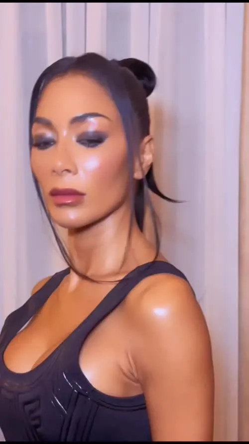 Nicole Scherzinger - Video
