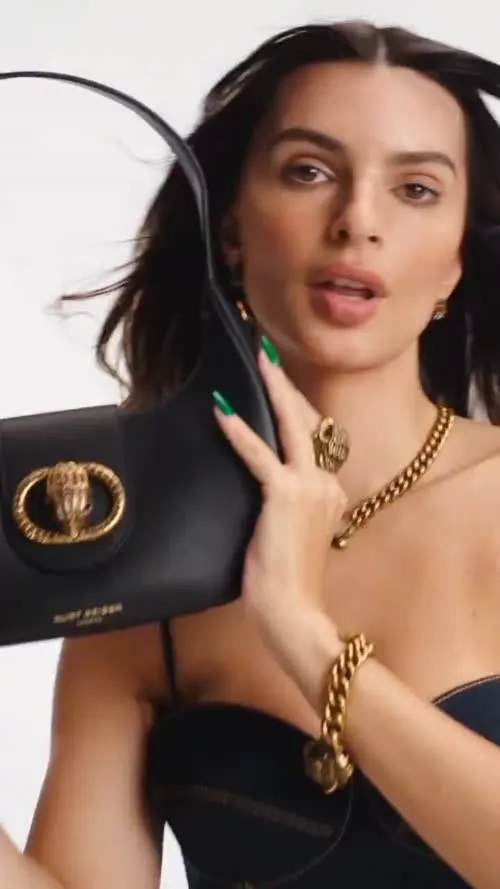 Emily Ratajkowski - Video