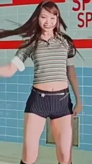 Kim Chaewon 김채원 [Le Sserafim] - Video #128513