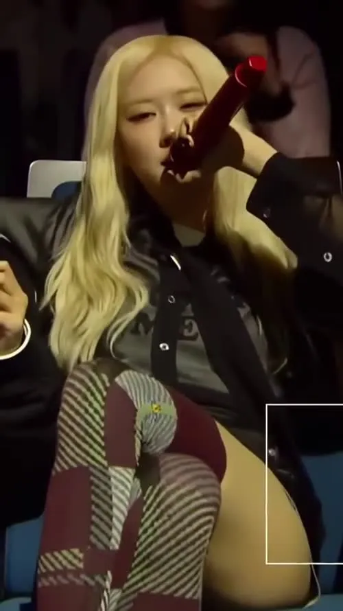 Rosé || Roseanne Park - BLΛƆKPIИK ( BLACKPINK ) - Video #312339