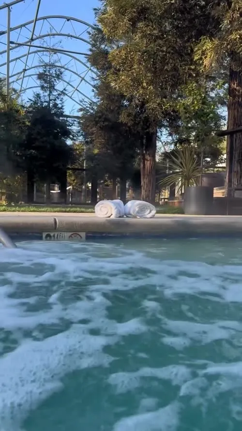 Elizabeth Gillies - Video #118798