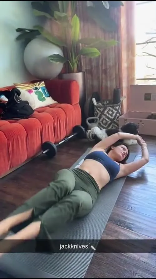 Bella Thorne - Video #415633