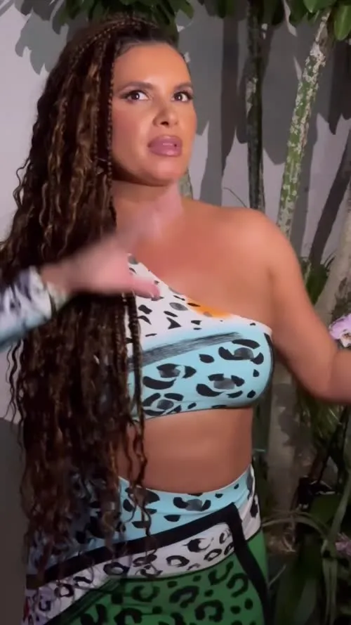 Joy Taylor - Video