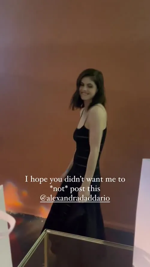 Alexandra Daddario - Acceptable cooked astrangiacoral