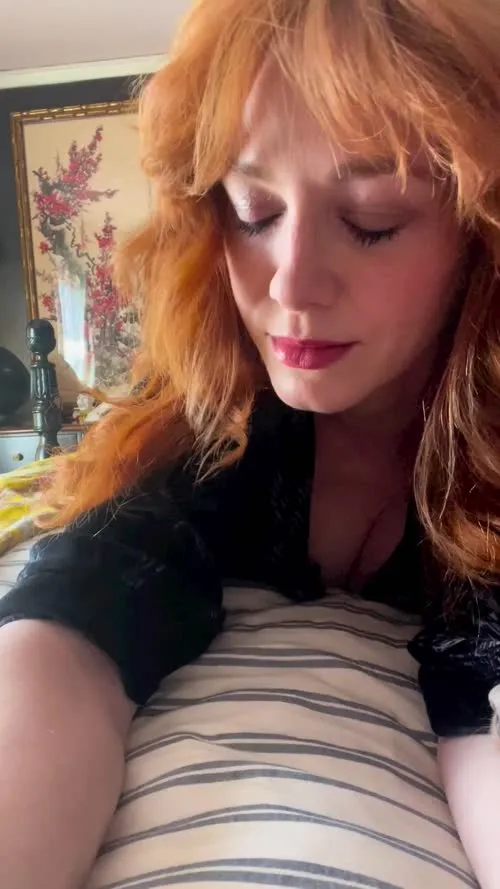 Christina Hendricks - 23-04-2023-0001