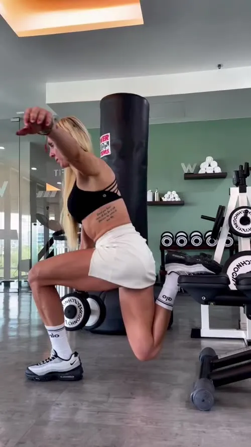 Charlotte Flair - Video