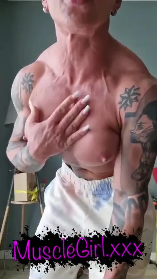 crazyxbody / musclegirlxxx - Video #339518