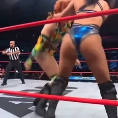 (Skye Dolecki) Skye Blue AEW - Video