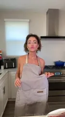 Denise Richards - Ag hiuxfgkbo