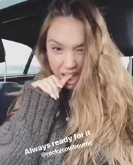 Alexis Ren - Video