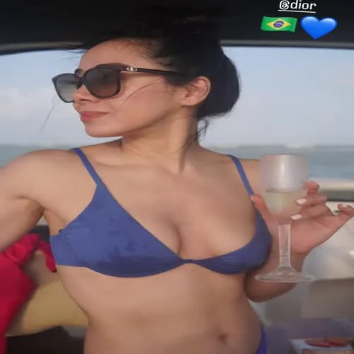 Aimee Garcia - Video