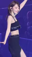 Sakura Miyawaki 宮脇 咲良 | LESSERAFIM - Video #164175