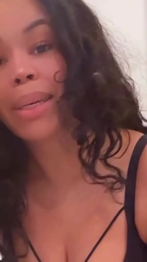 Alexis Fields - Video
