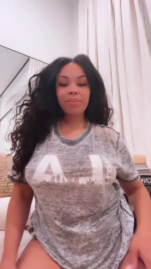 Alexis Fields - Video
