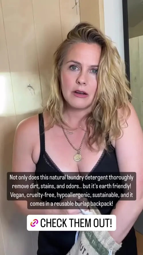 Alicia Silverstone - Video