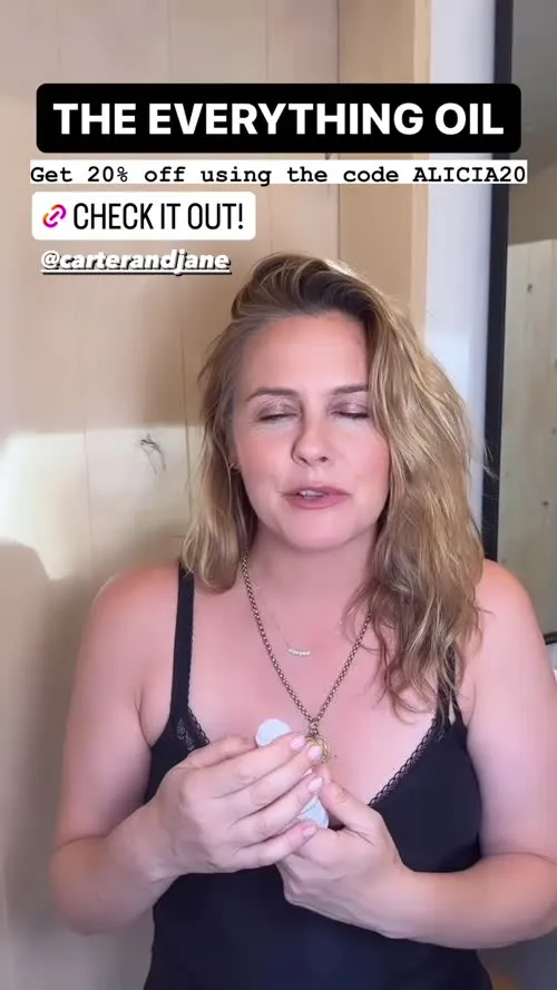 Alicia Silverstone - Video