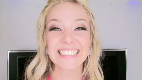 Amateur Allure - Hilary xxx (2011-05-20)