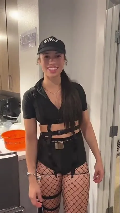 Amiah Simmons - Video