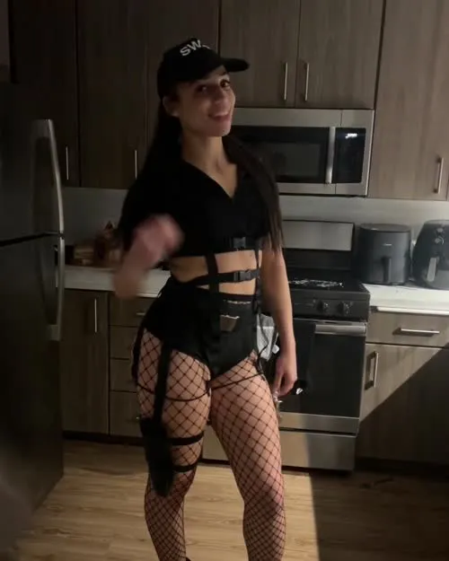 Amiah Simmons - Video