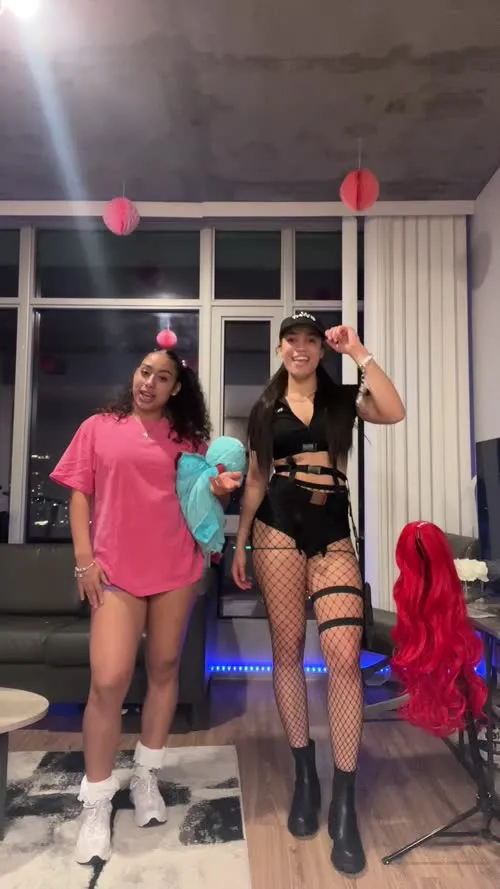 Amiah Simmons - Video