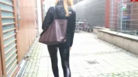 Anny Aurora - Public Weihnachtsblasen Extrem