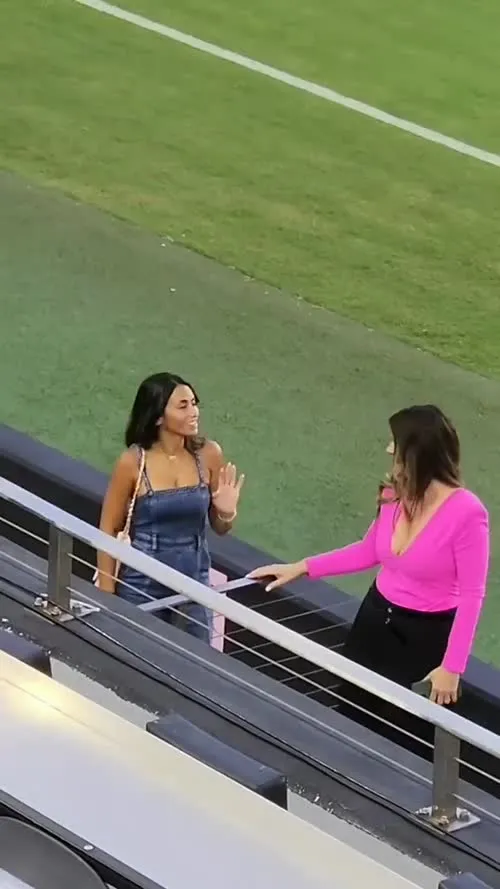 ANTONELA ROCCUZZO - Video #73100