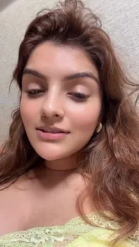 Anveshi Jain - Live