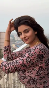 Anveshi Jain - Video