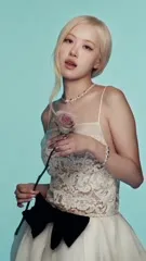 Rosé || Roseanne Park - BLΛƆKPIИK ( BLACKPINK ) - Video