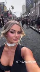 Julia Hart - Video