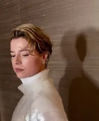 Jessie Buckley - Video