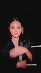 Selena Gomez - Video