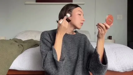 Ava Michelle - Video